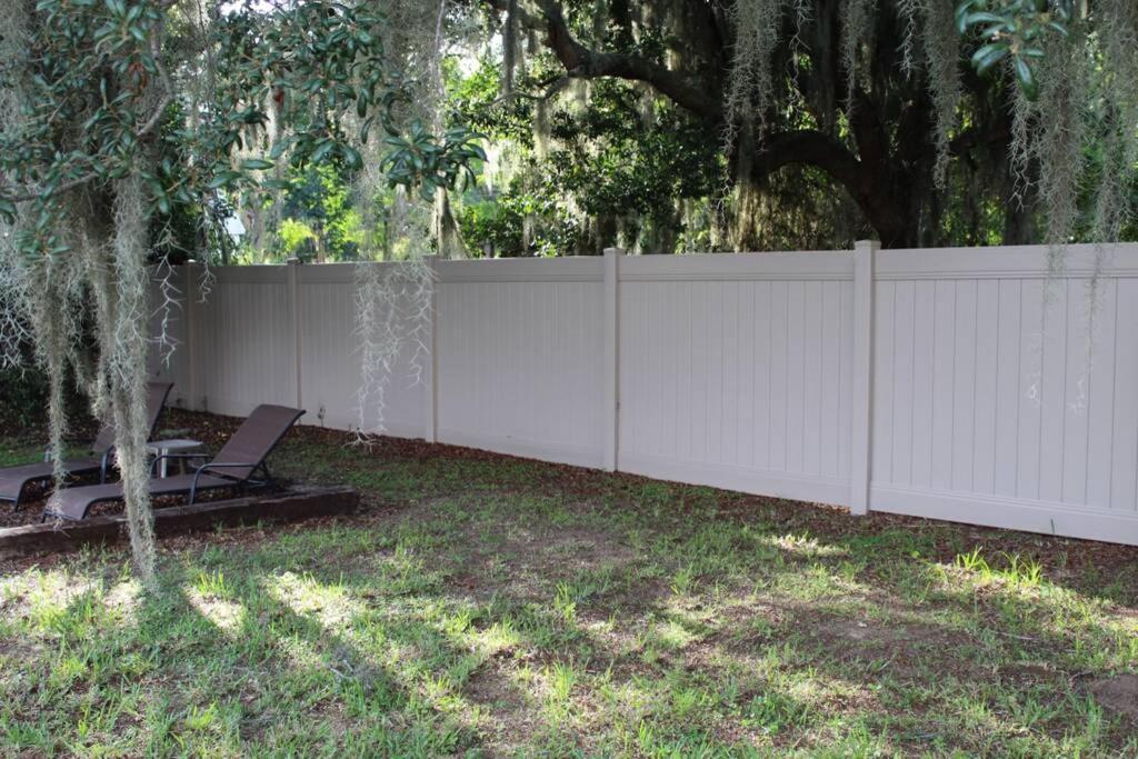 Beautiful Retreat, Hot Tub & Outdoor Living Space. Eustis Esterno foto